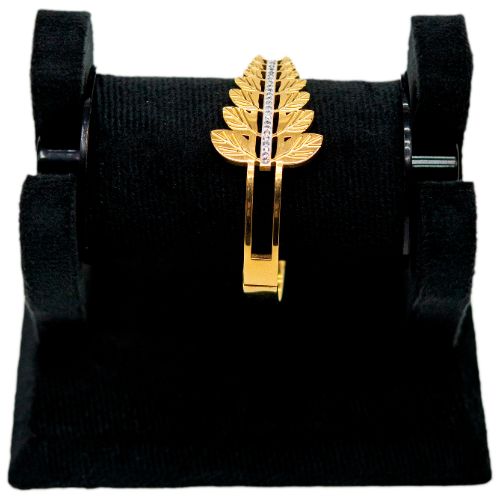 Gold Leaf Motif Bracelet with Stone Center Line